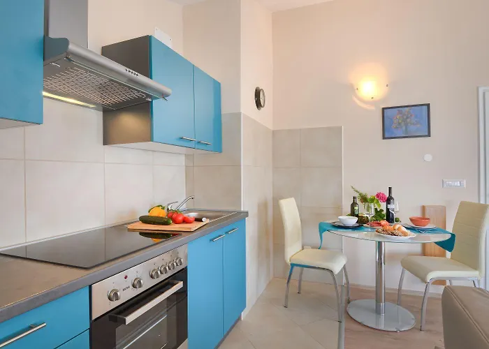 Mediterranes Mit 60m2 Pool, Bbq-bereich, Liegen, Waschmaschine Poreč