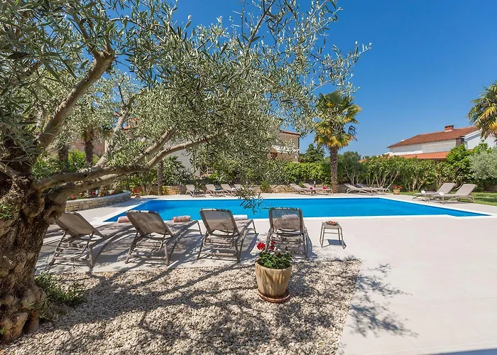 Mediterranes Mit 60m2 Pool, Bbq-bereich, Liegen, Waschmaschine Lejlighed Poreč
